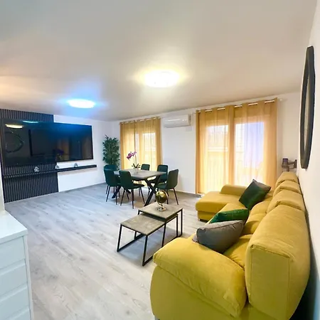 La Luna By The Sea * لقنت