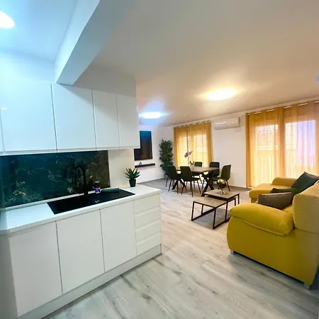 La Luna By The Sea شقة لقنت