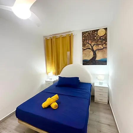 La Luna By The Sea شقة